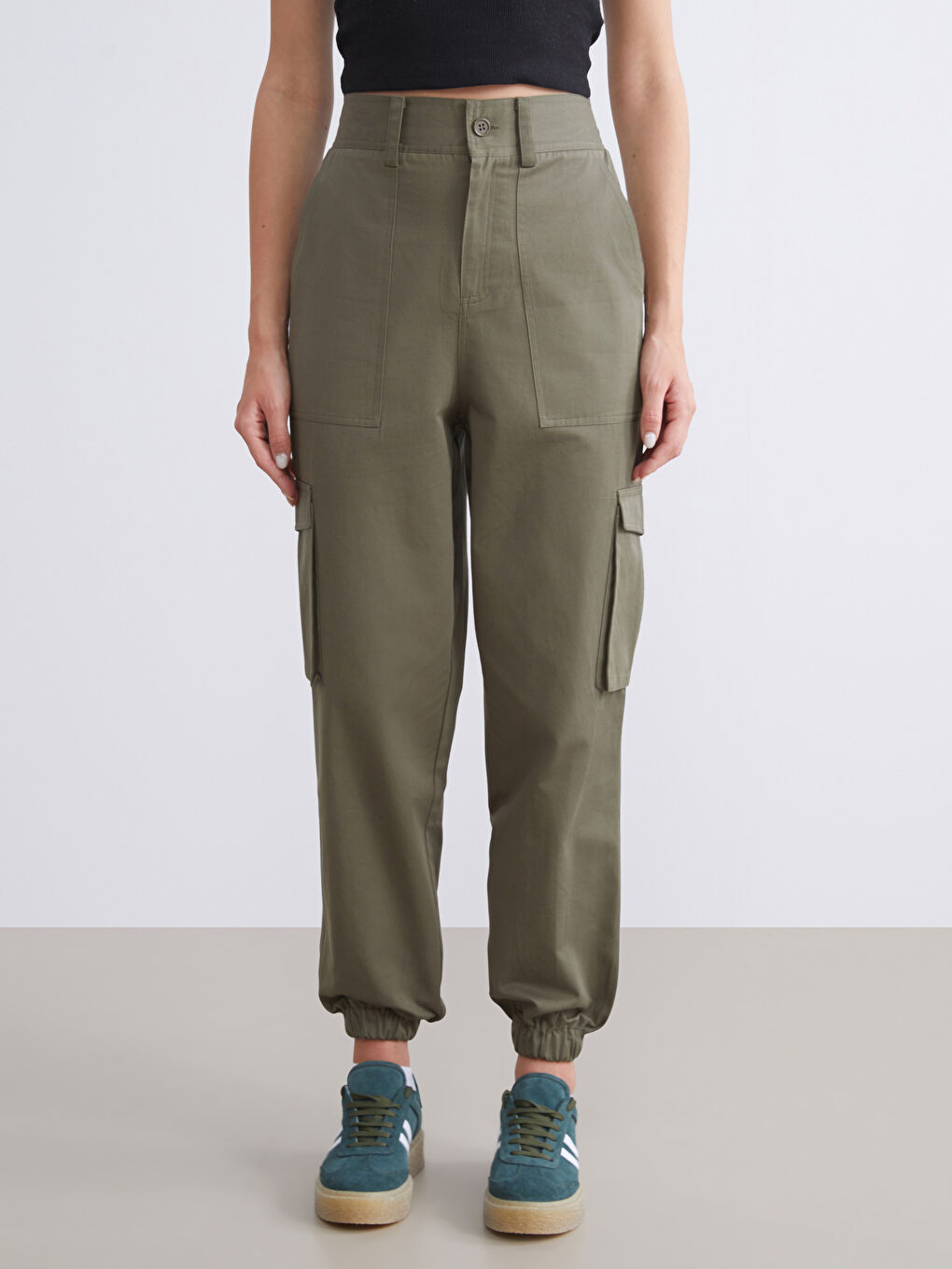 TAMNO ŽUTA Jogger pantalone Žena-1