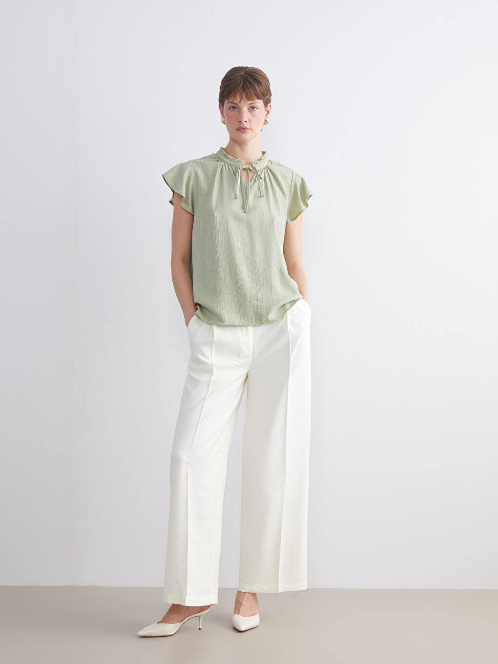 Yeşil Bağlamalı Yaka Dokulu Bluz-1