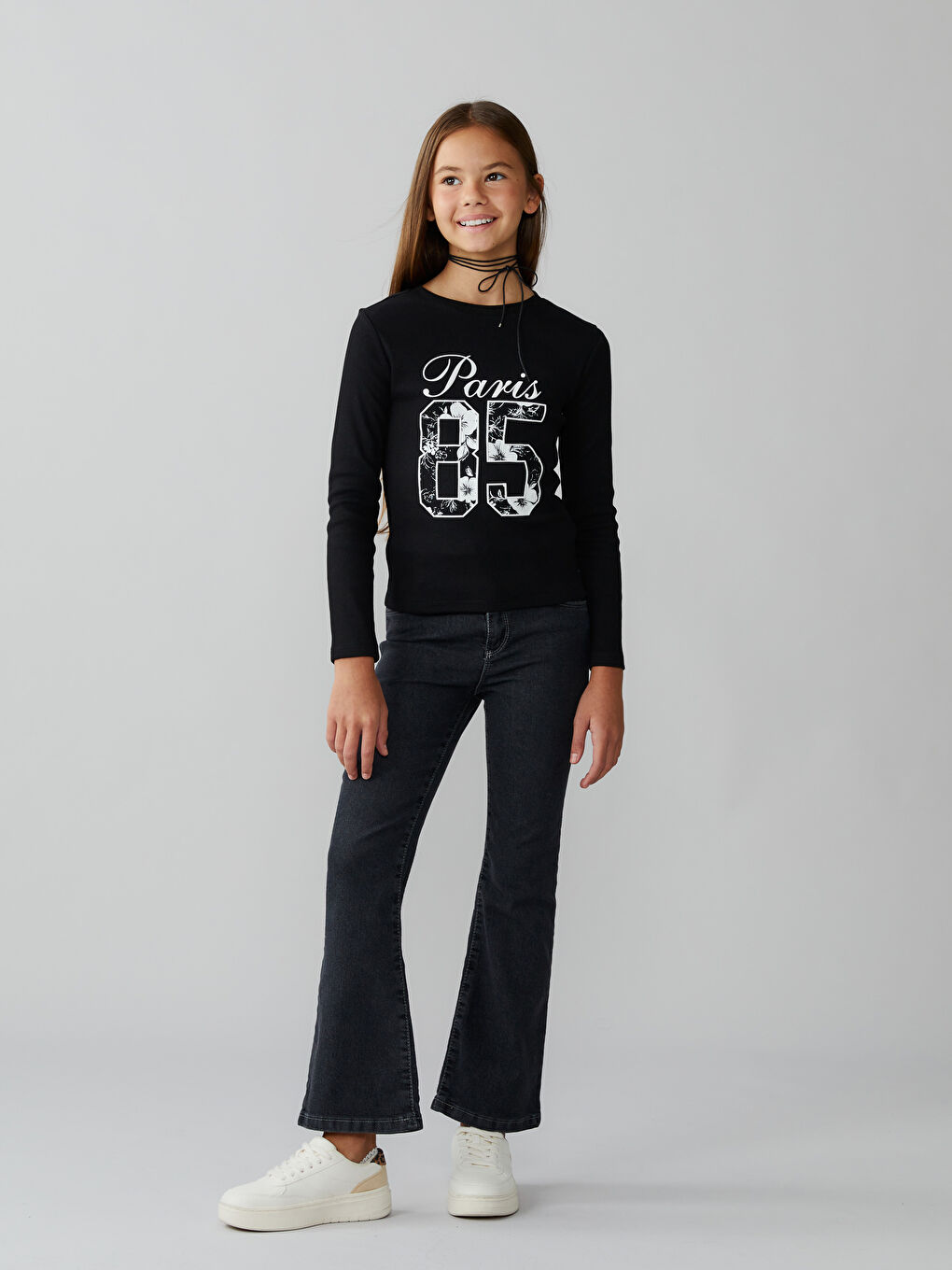 Siyah Bisiklet Yaka Paris Baskılı Kız Çocuk Tişört-1