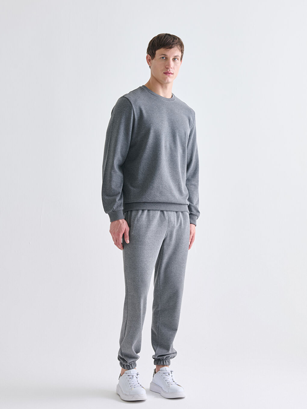 Antrasit Bisiklet Yaka Erkek Sweatshirt-1