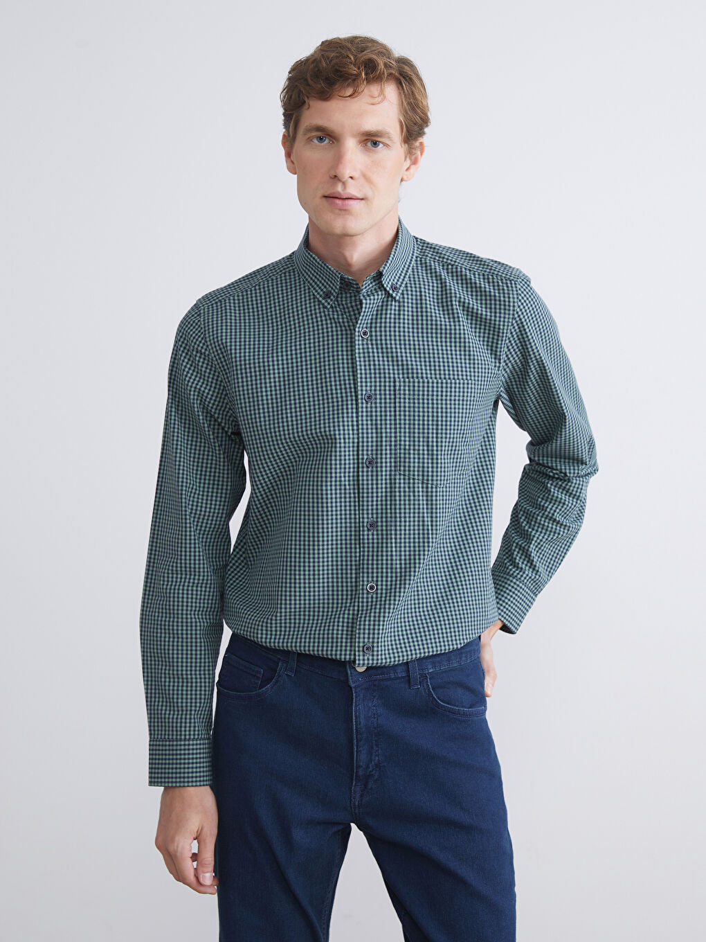 LCWAIKIKI Classic Regular Fit Long Sleeve Plaid Poplin Men's Shirt -W5FF14Z8-LME