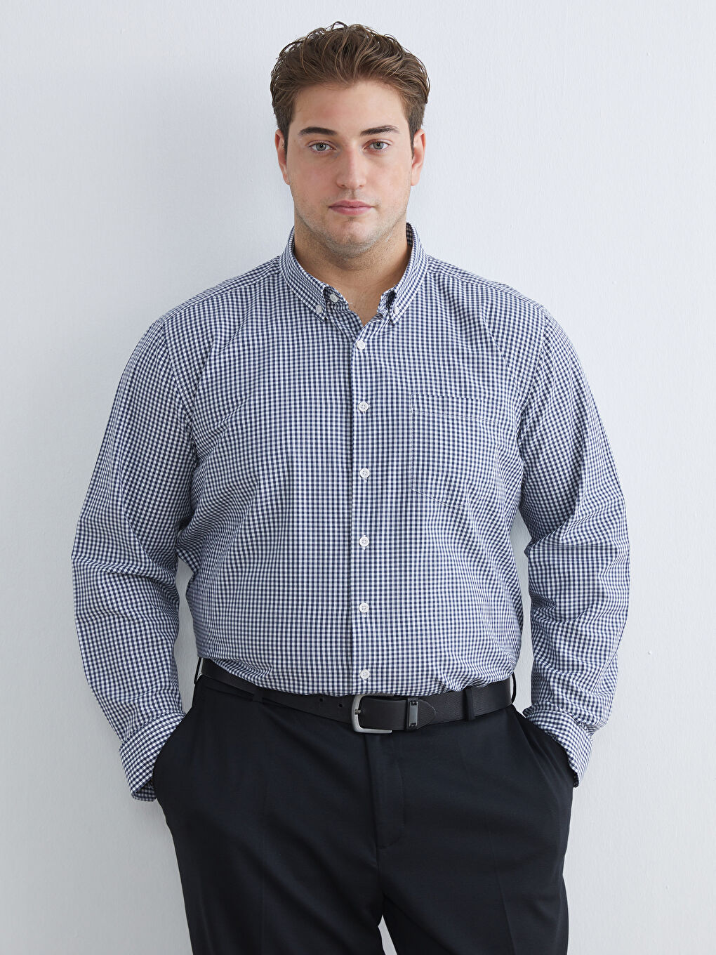 قميص بوبلين كاروهات كم طويل عادي للرجال-1