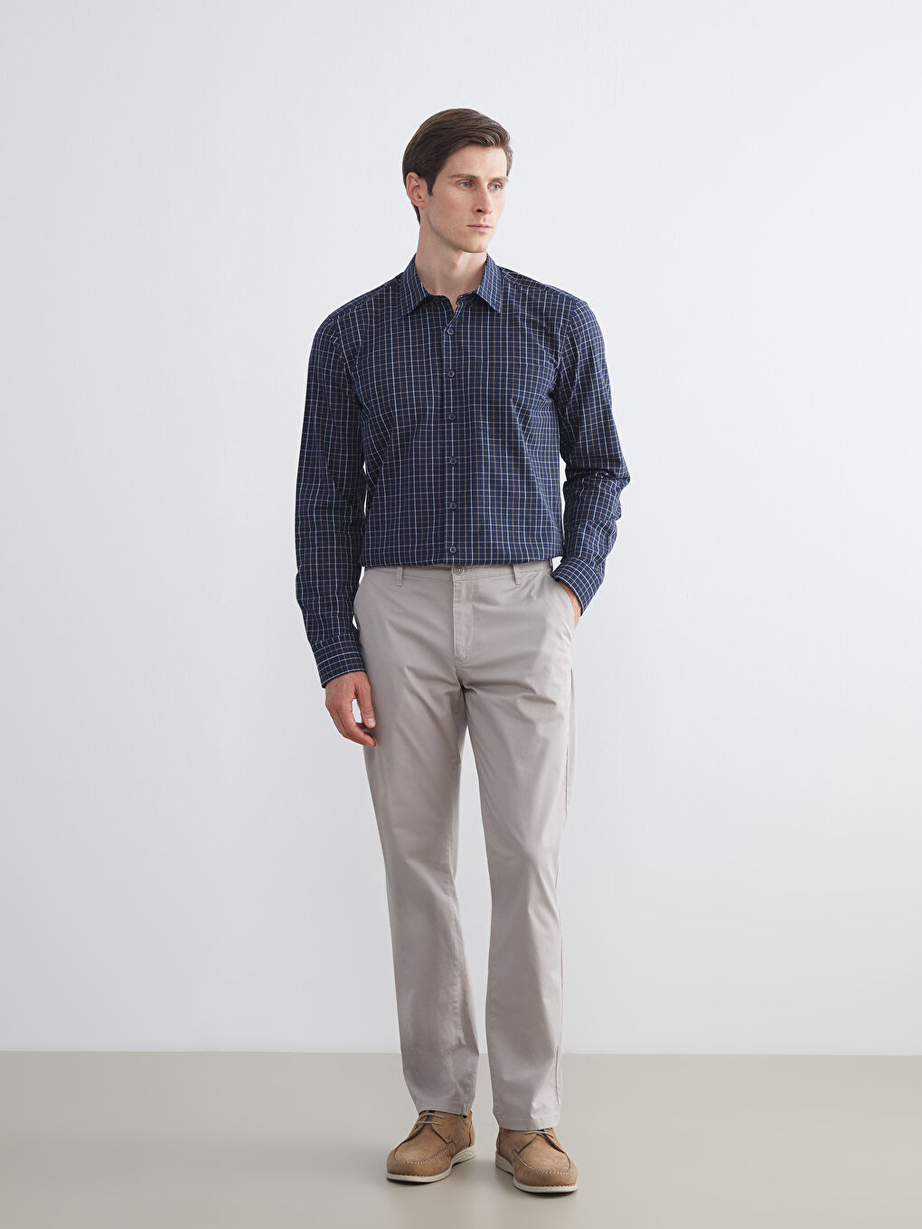 LCWAIKIKI Classic Regular Fit Long Sleeve Plaid Poplin Men's Shirt -W5FF20Z8-LN6