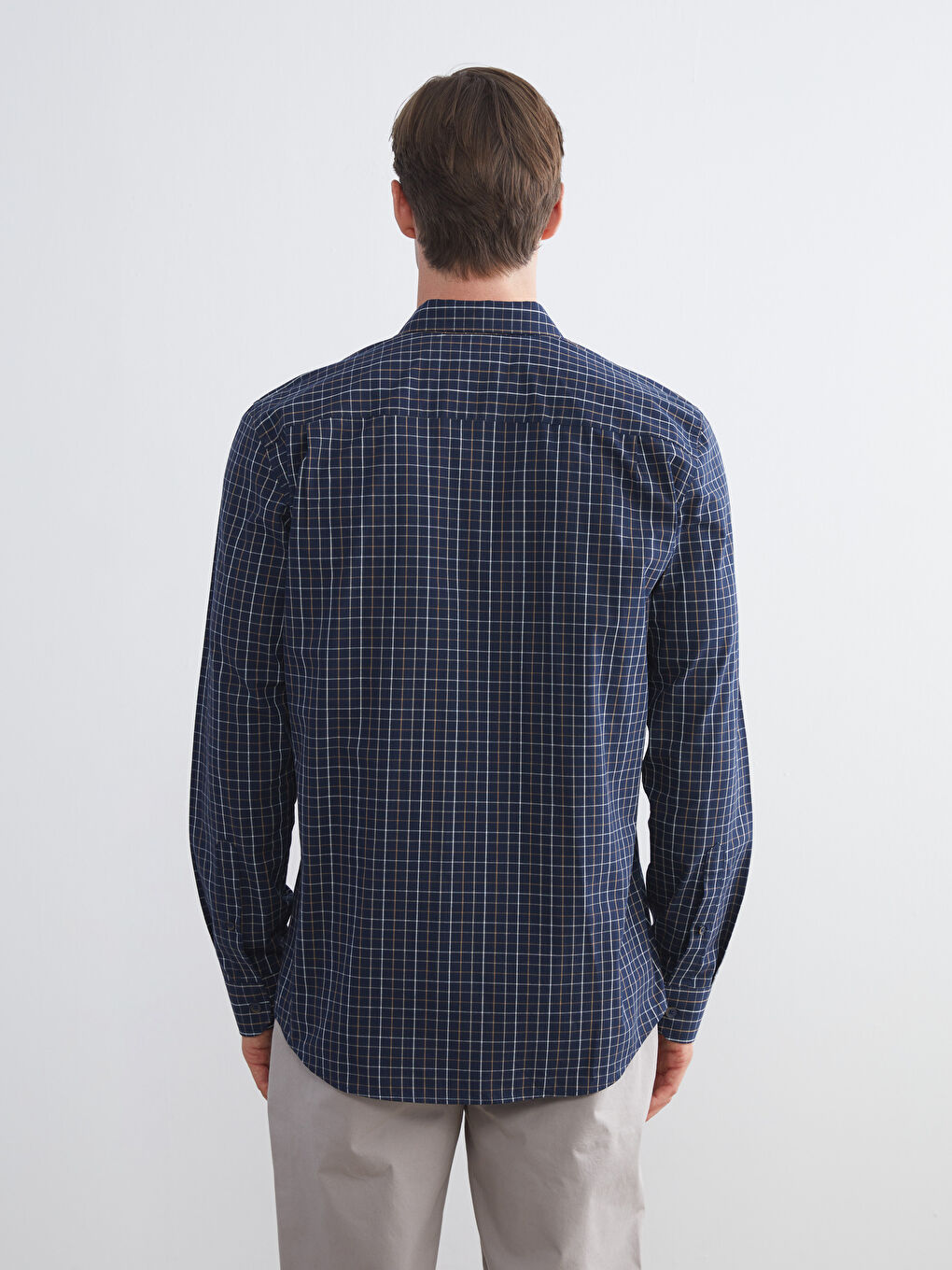LCWAIKIKI Classic Regular Fit Long Sleeve Plaid Poplin Men's Shirt -W5FF20Z8-LN6