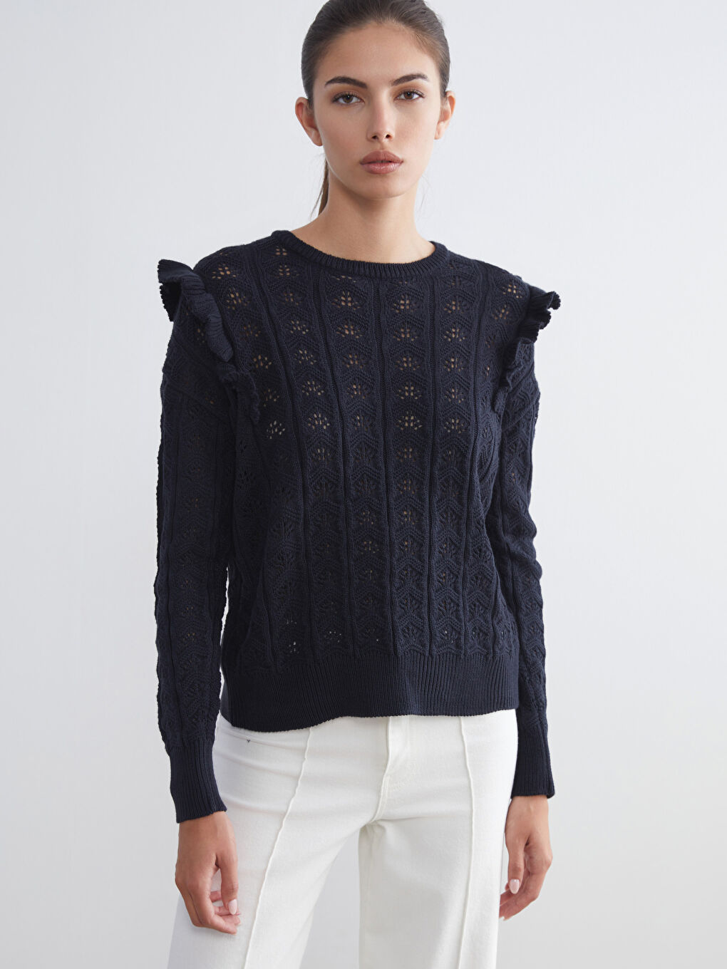 Crew Neck Hole-Knitted Women's Knitwear Sweater