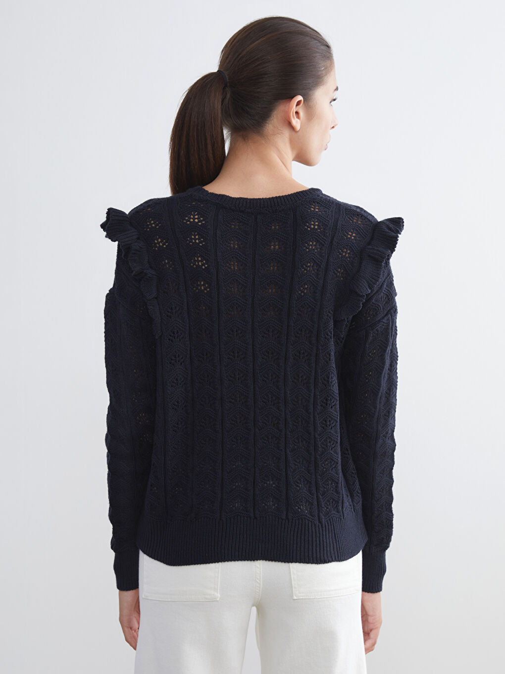 Crew Neck Hole-Knitted Women's Knitwear Sweater-3