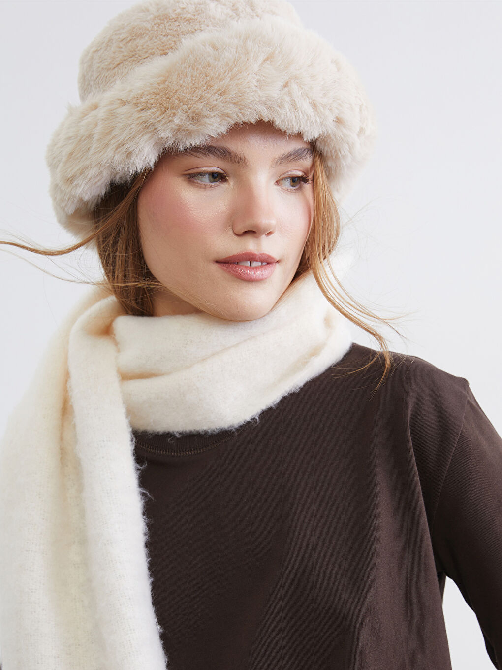 Fur-lined Women's Bucket Hat