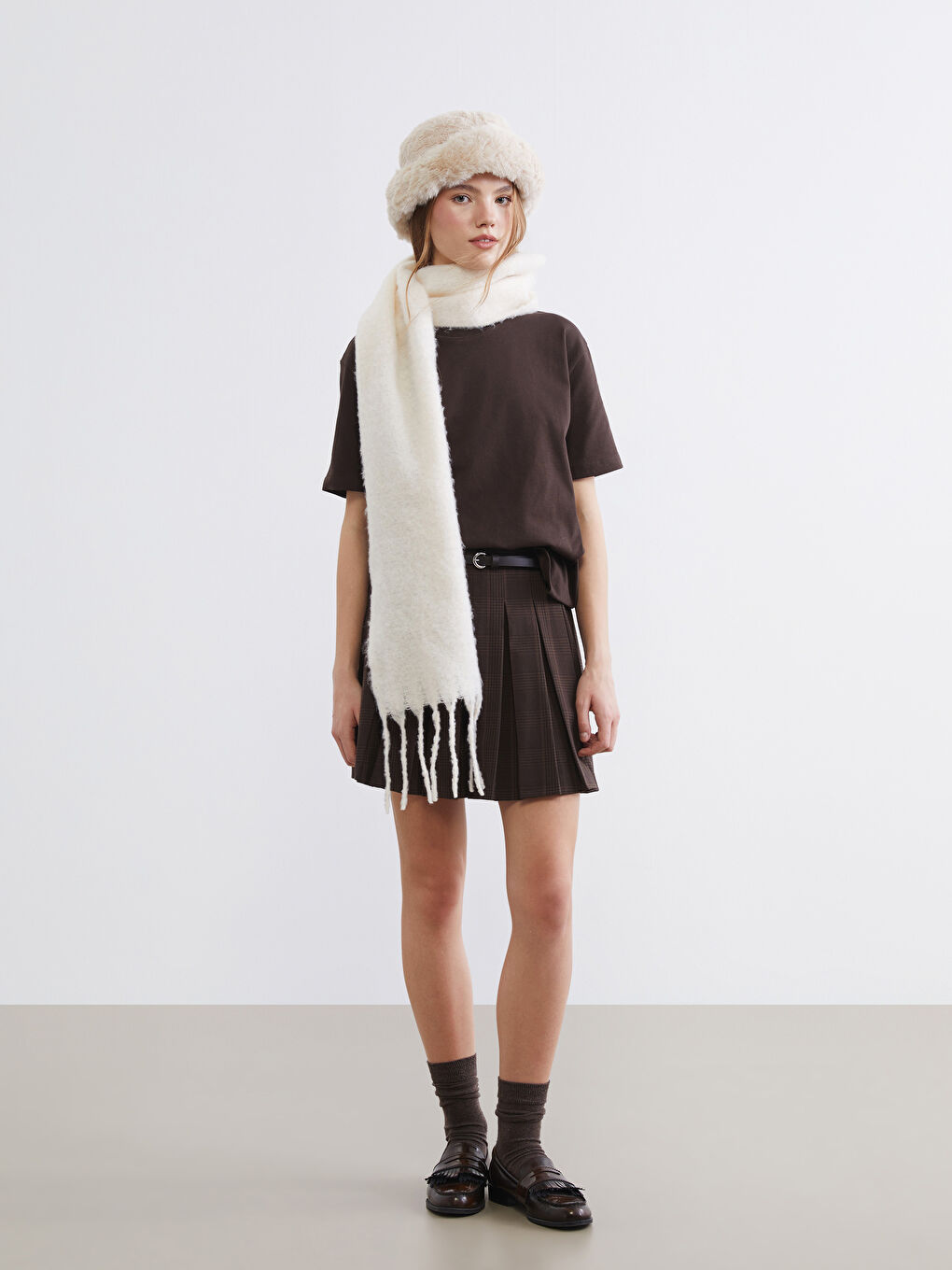 Fur-lined Women's Bucket Hat-1