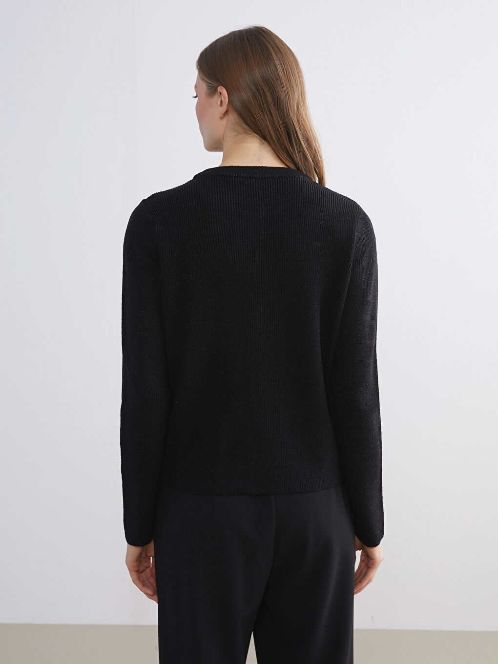 Siyah Bisiklet Yaka Kadın Triko Hırka-3