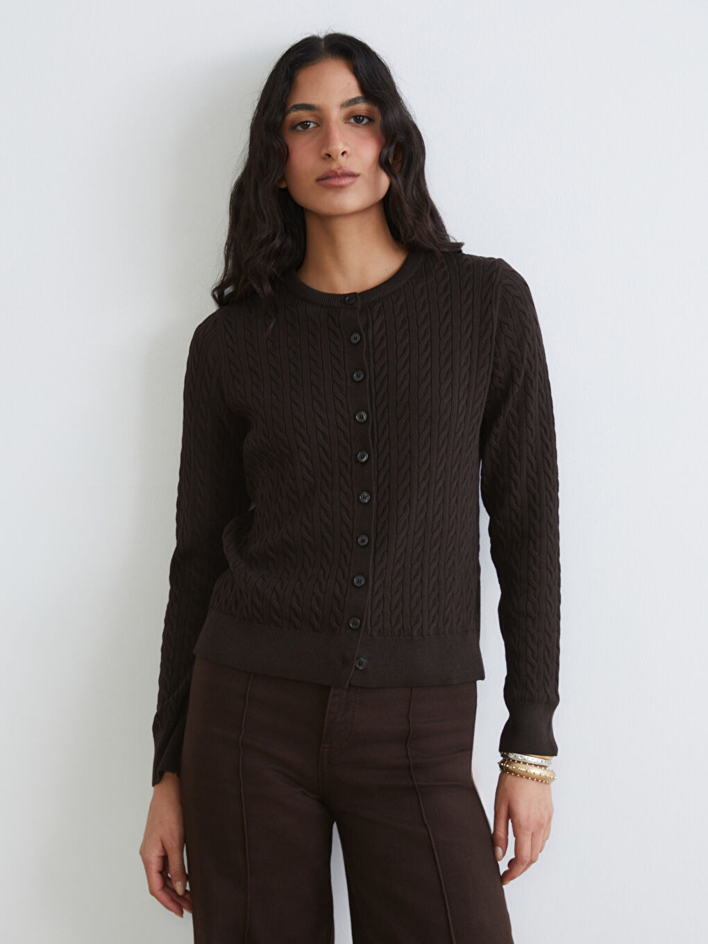 Kahverengi Bisiklet Yaka Kendinden Desenli Kadın Triko Hırka