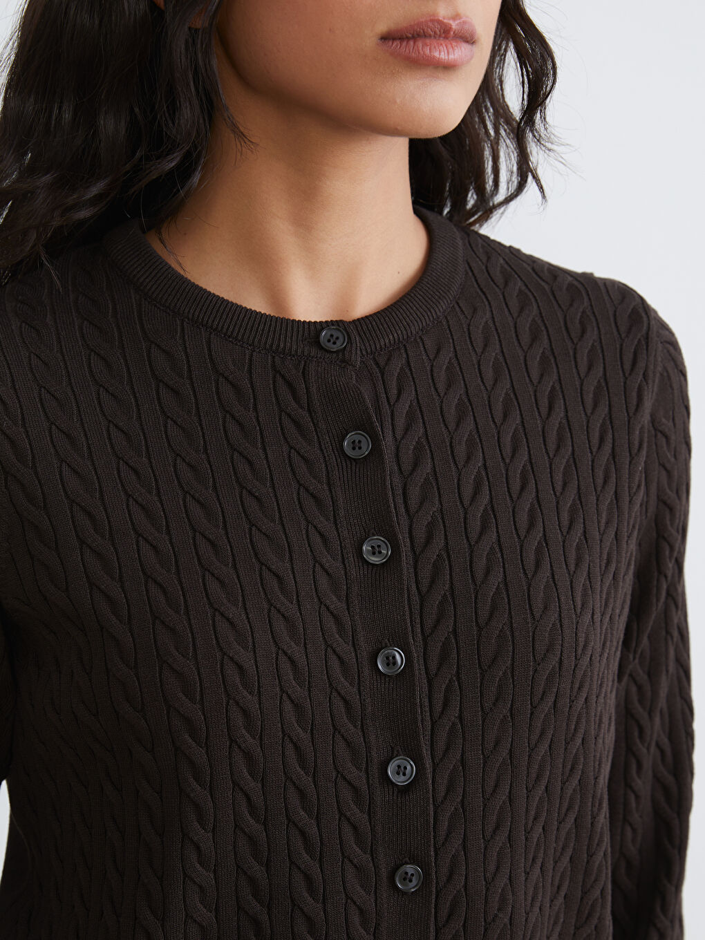 Kahverengi Bisiklet Yaka Kendinden Desenli Kadın Triko Hırka-2