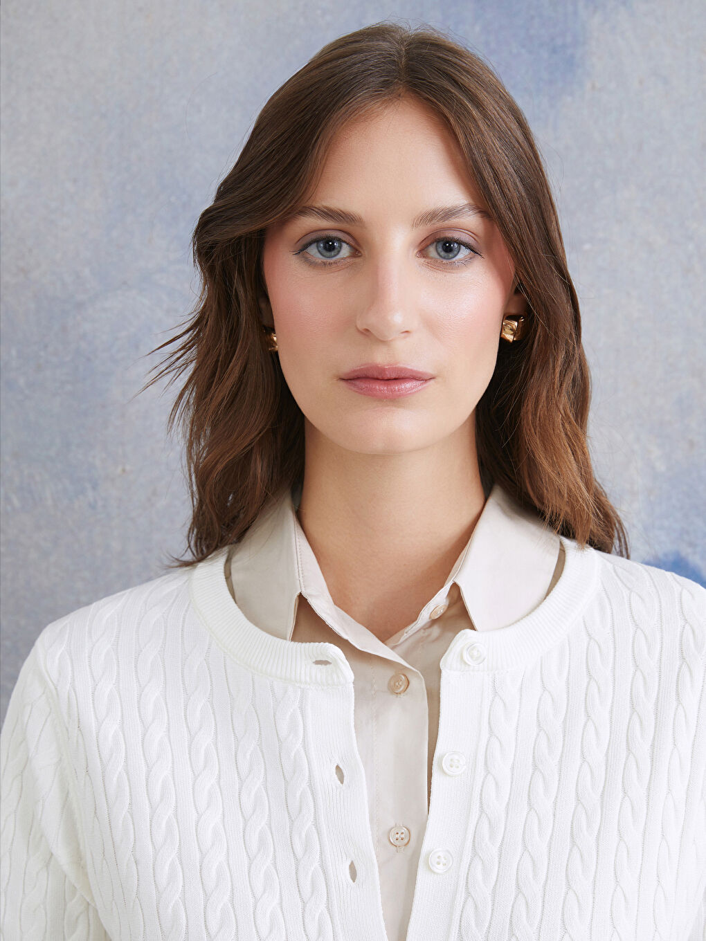 Ekru Bisiklet Yaka Kendinden Desenli Kadın Triko Hırka-2