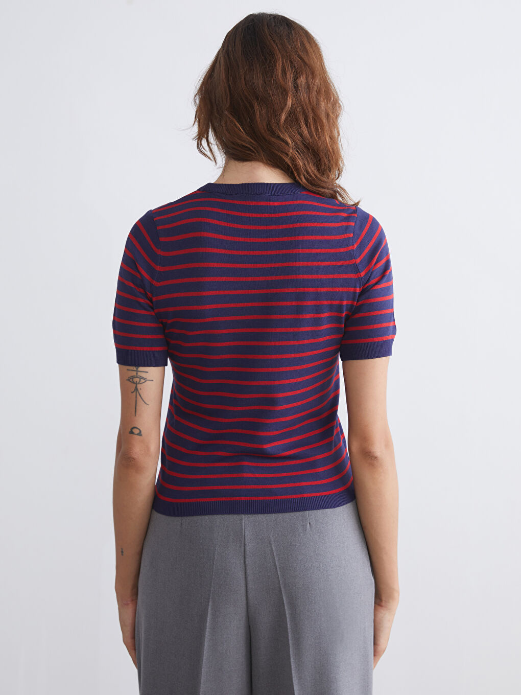Crew Neck Striped Women's Knitwear Sweater-3