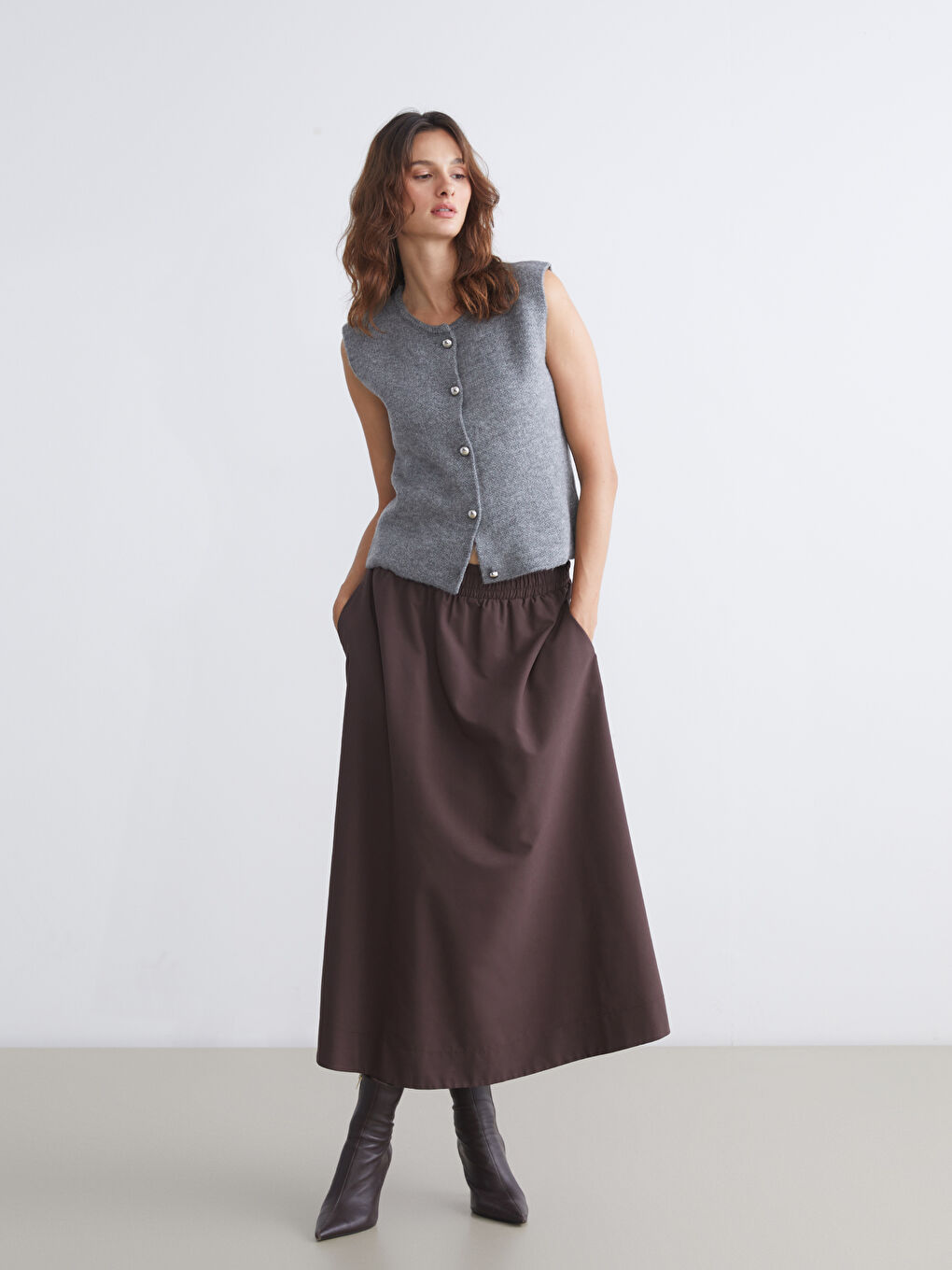 Antrasit Bisiklet Yaka Kadın Triko Yelek-1