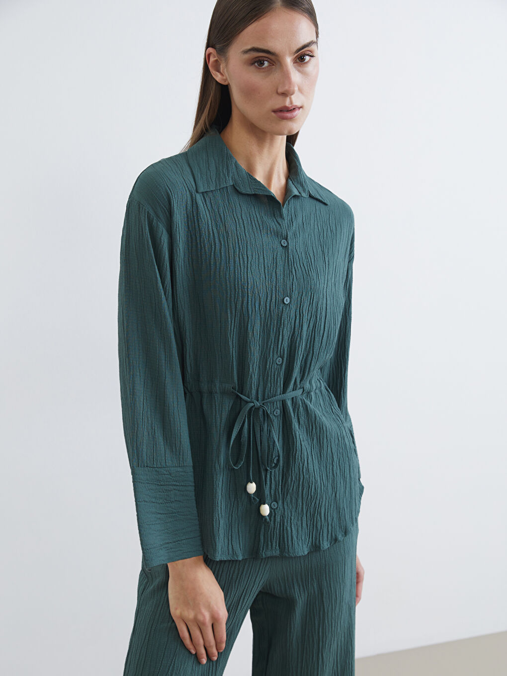 قميص نساء مجعد