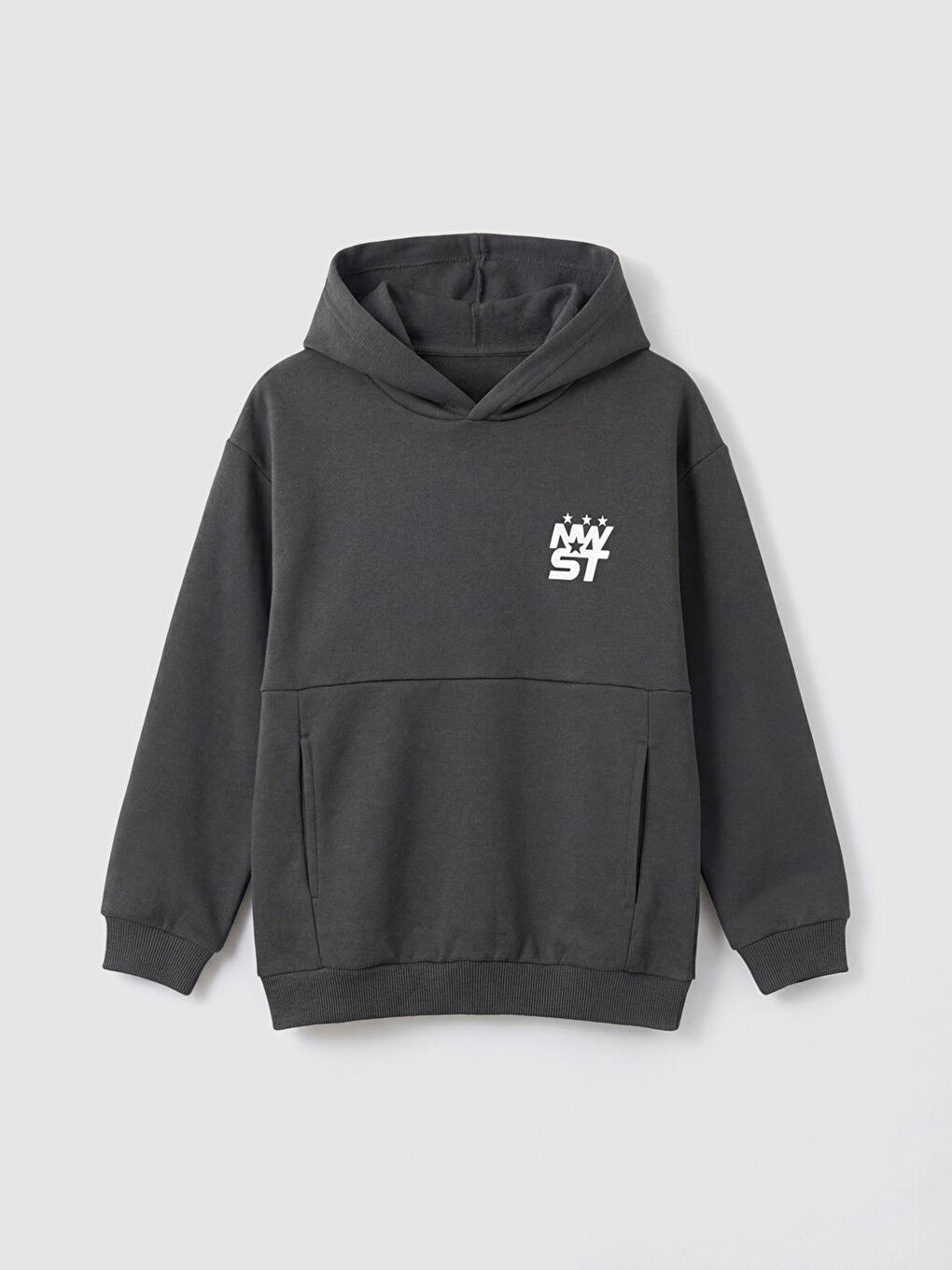 سویتشێرتی قۆڵ درێژی کڵاودار بۆ کوڕان ئه‌ستوور