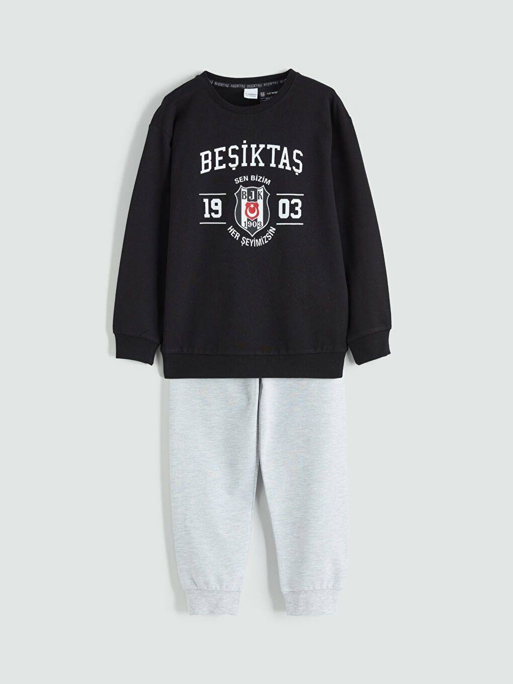 Siyah Beşiktaş Baskılı Erkek Çocuk Pijama Takımı