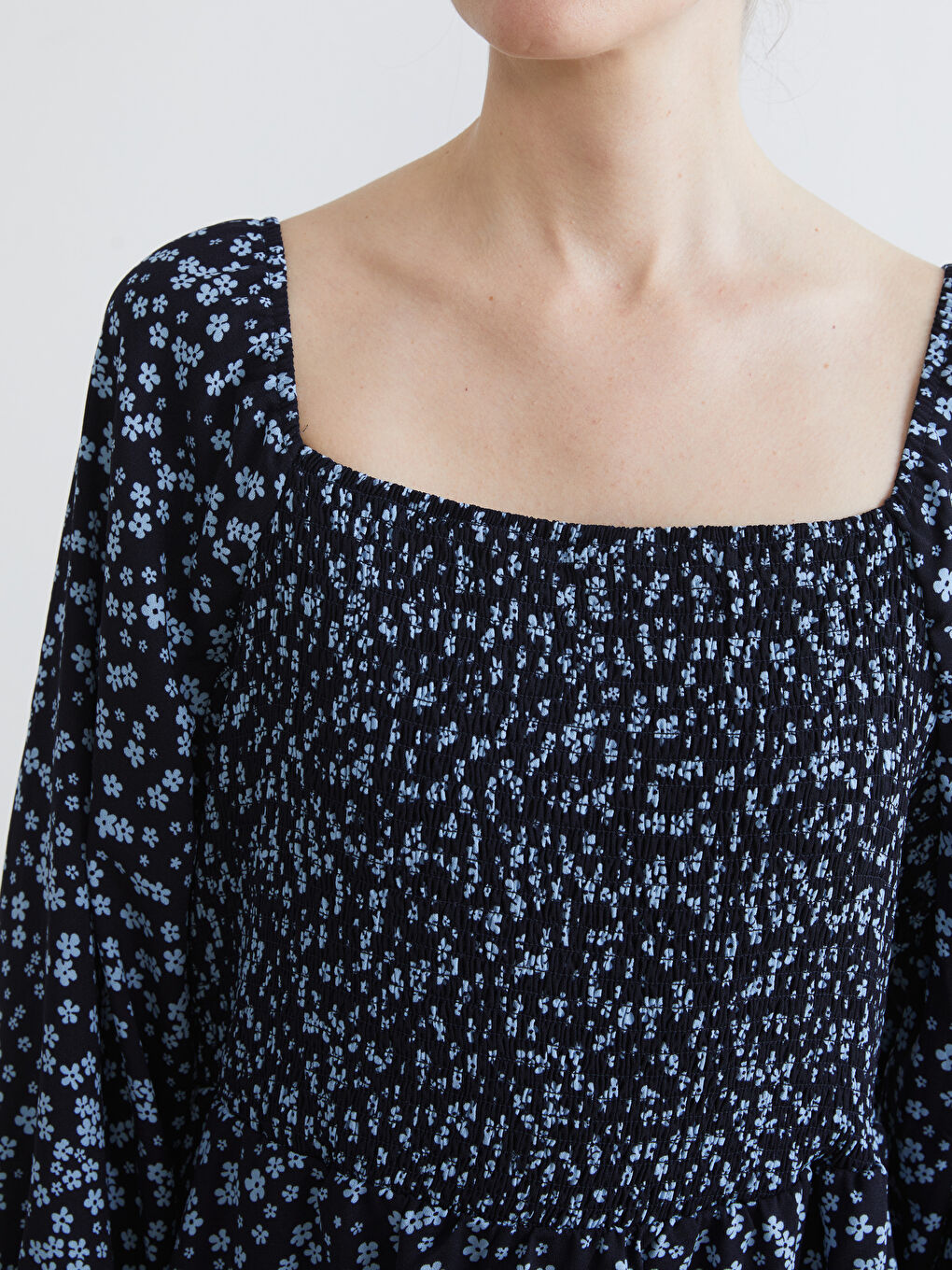 Mavi Kare Yaka Çiçekli Elbise-2