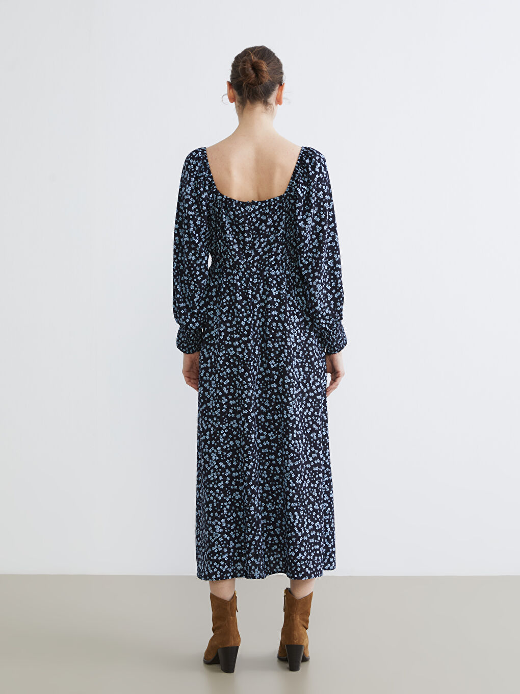 Mavi Kare Yaka Çiçekli Elbise-3