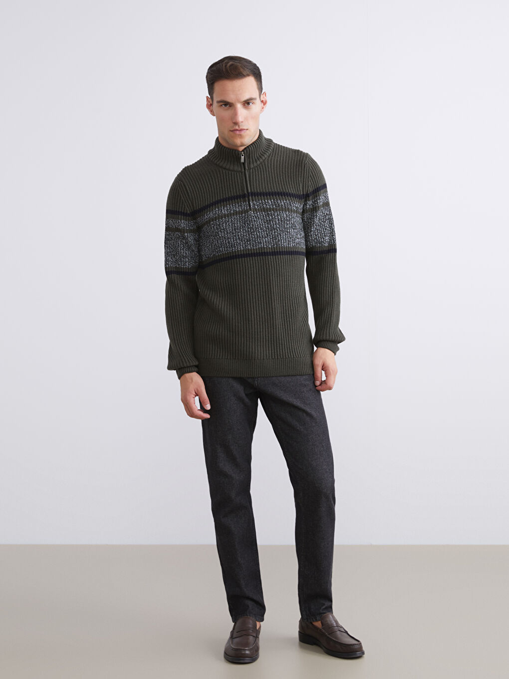 Haki Dik Yaka Uzun Kollu Çizgili Erkek Triko Kazak-1