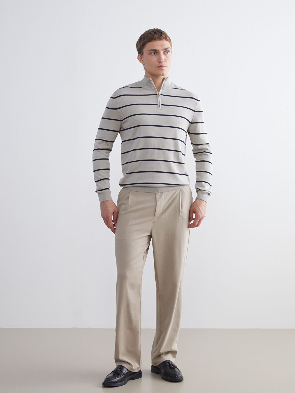 Bej Dik Yaka Çizgili Erkek Triko Kazak-1