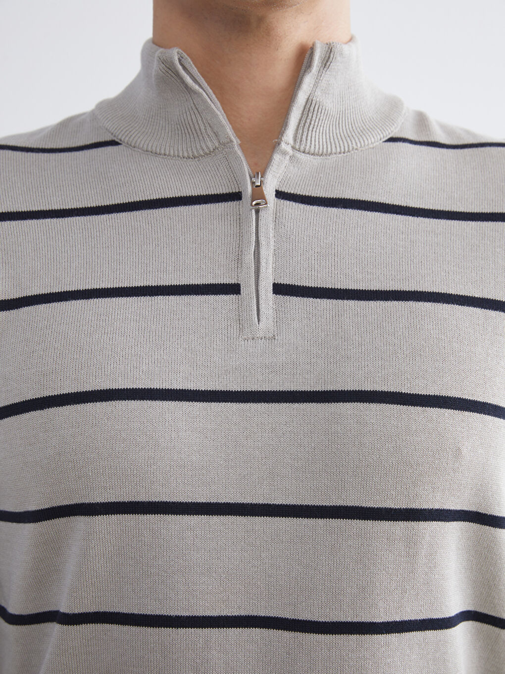 Bej Dik Yaka Çizgili Erkek Triko Kazak-2