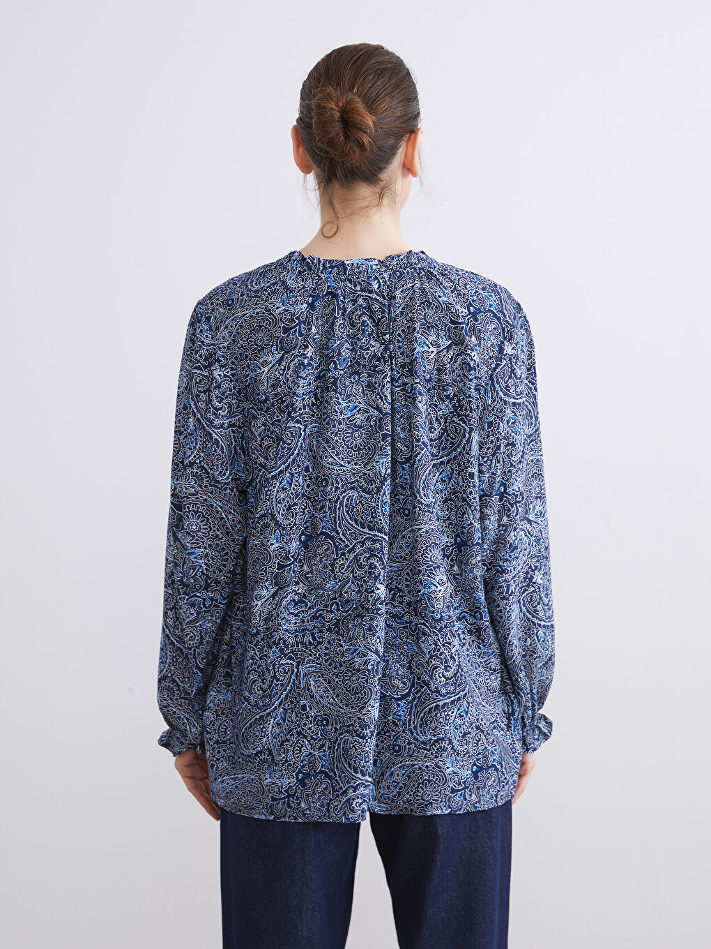 Blouse À Motifs À Col Lavallière-4