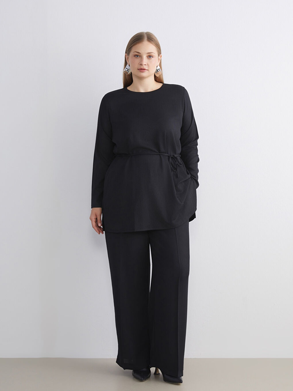 Siyah Bisiklet Yaka Kadın Tunik-5