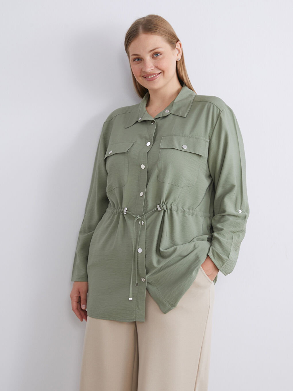 Haki Gömlek Yaka Büzgülü Kadın Ceket-1