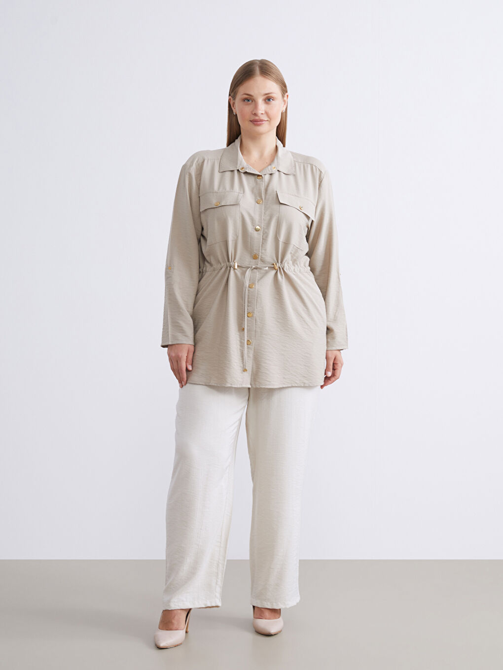 Bej Gömlek Yaka Büzgülü Kadın Ceket-5