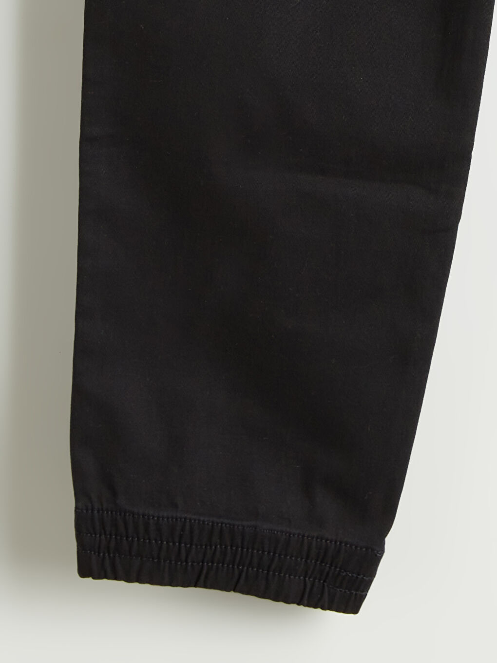 Elasticated Waist Boys' Cargo Jogger Pants-1