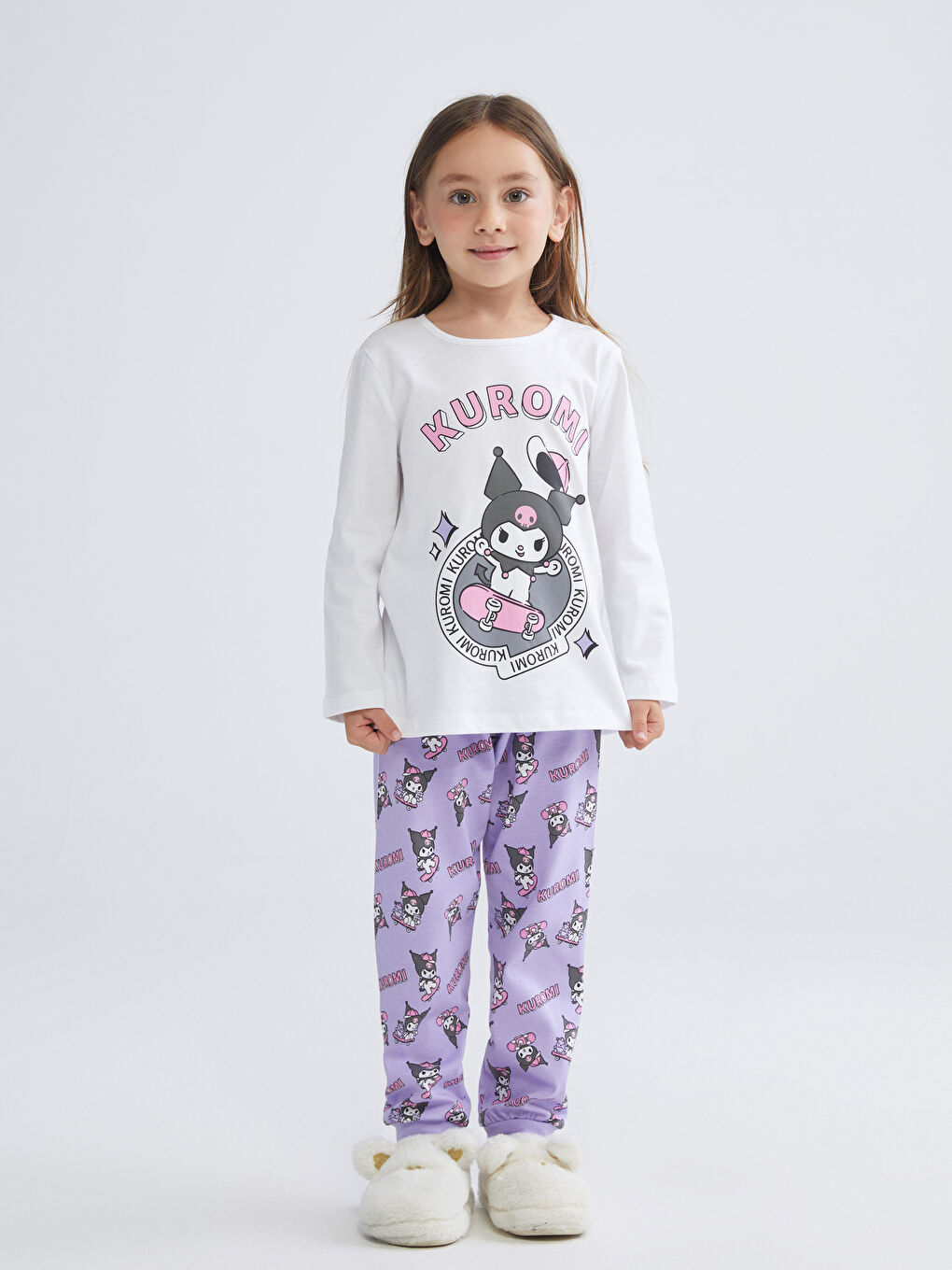 Beyaz Bisiklet Yaka Kuromi Baskılı Kız Çocuk Pijama Takımı-1