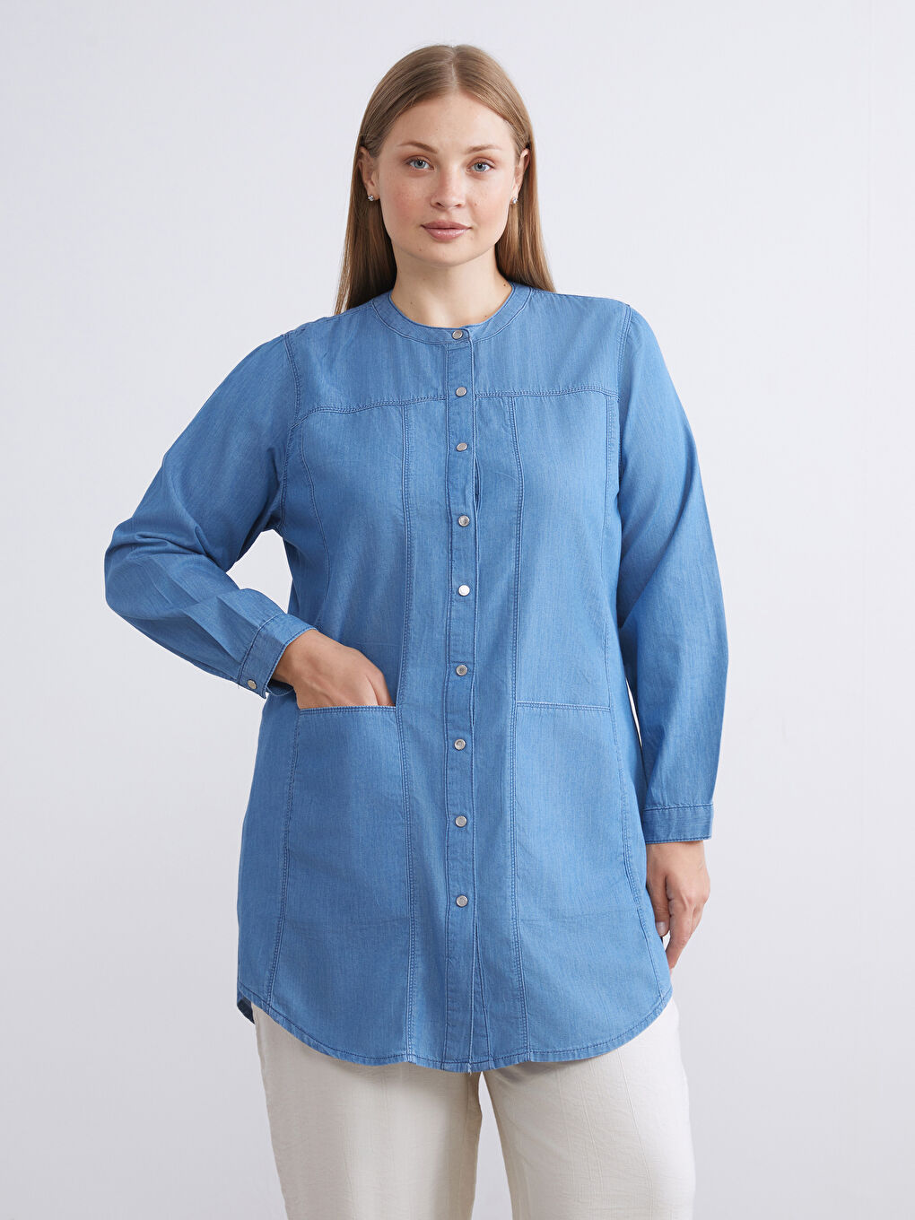 تونیکی یاخە حاکمیی کابۆی ژنان-1
