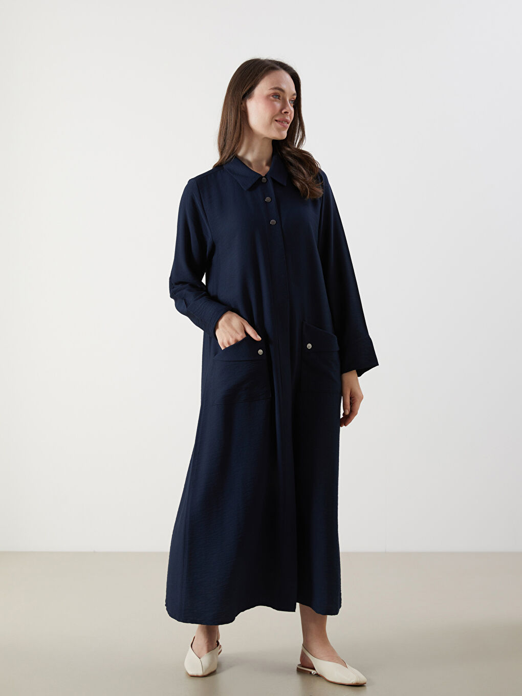 LCW Grace Collared Neck Women's Abaya -W5FJ84Z8-E1J