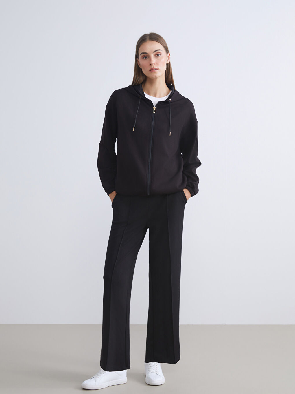 Women's Sweatpants with Elastic Waist
