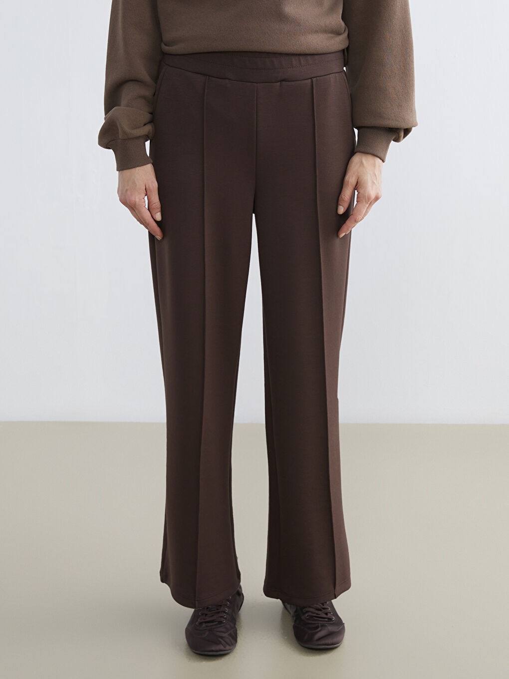 Kahverengi Beli Lastikli Kadın Eşofman Altı-1