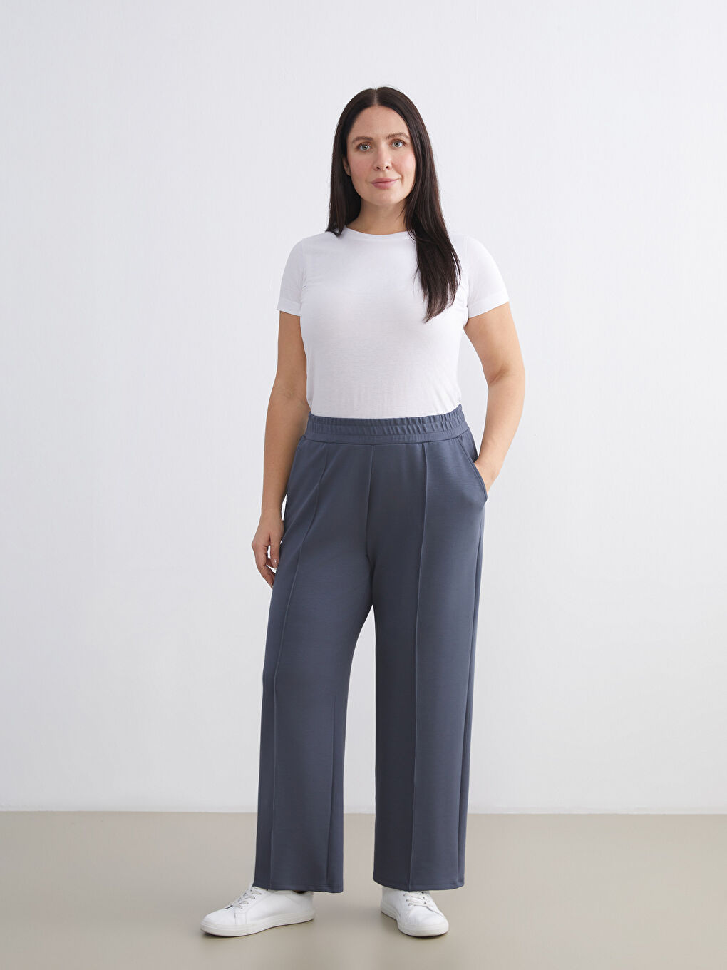 Women's Sweatpants with Elastic Waist-1