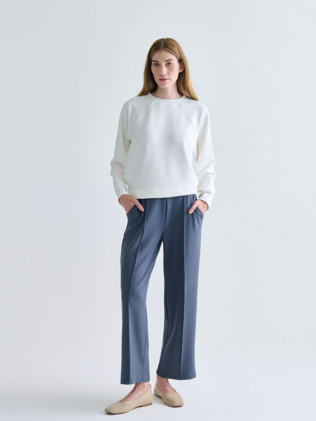 Women's Sweatpants with Elastic Waist