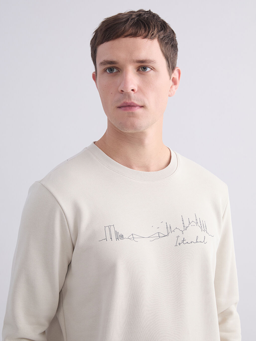 Bej Bisiklet Yaka Baskılı Erkek Kalın  Sweatshirt