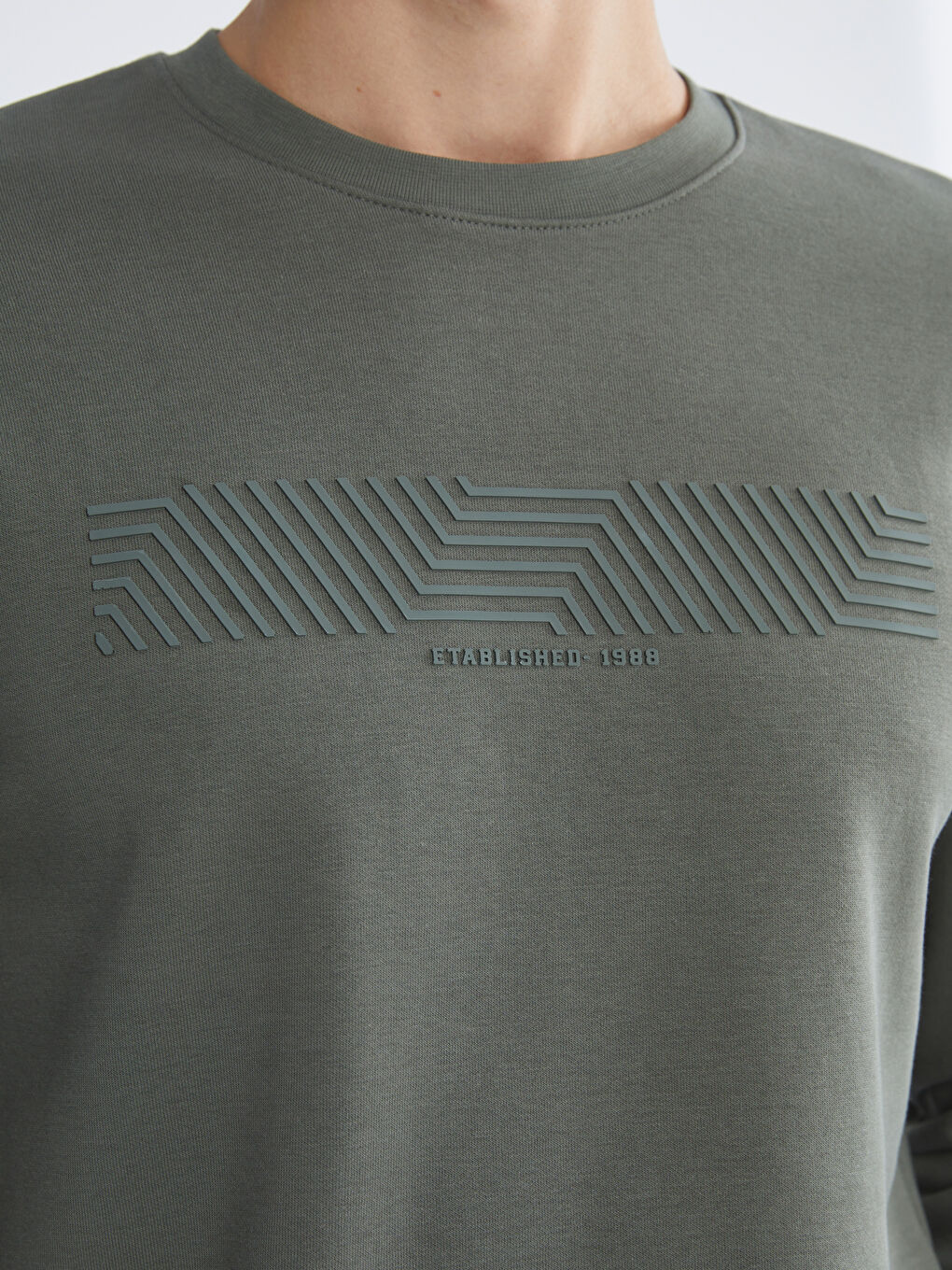 Haki Bisiklet Yaka Baskılı Erkek Kalın Sweatshirt-2