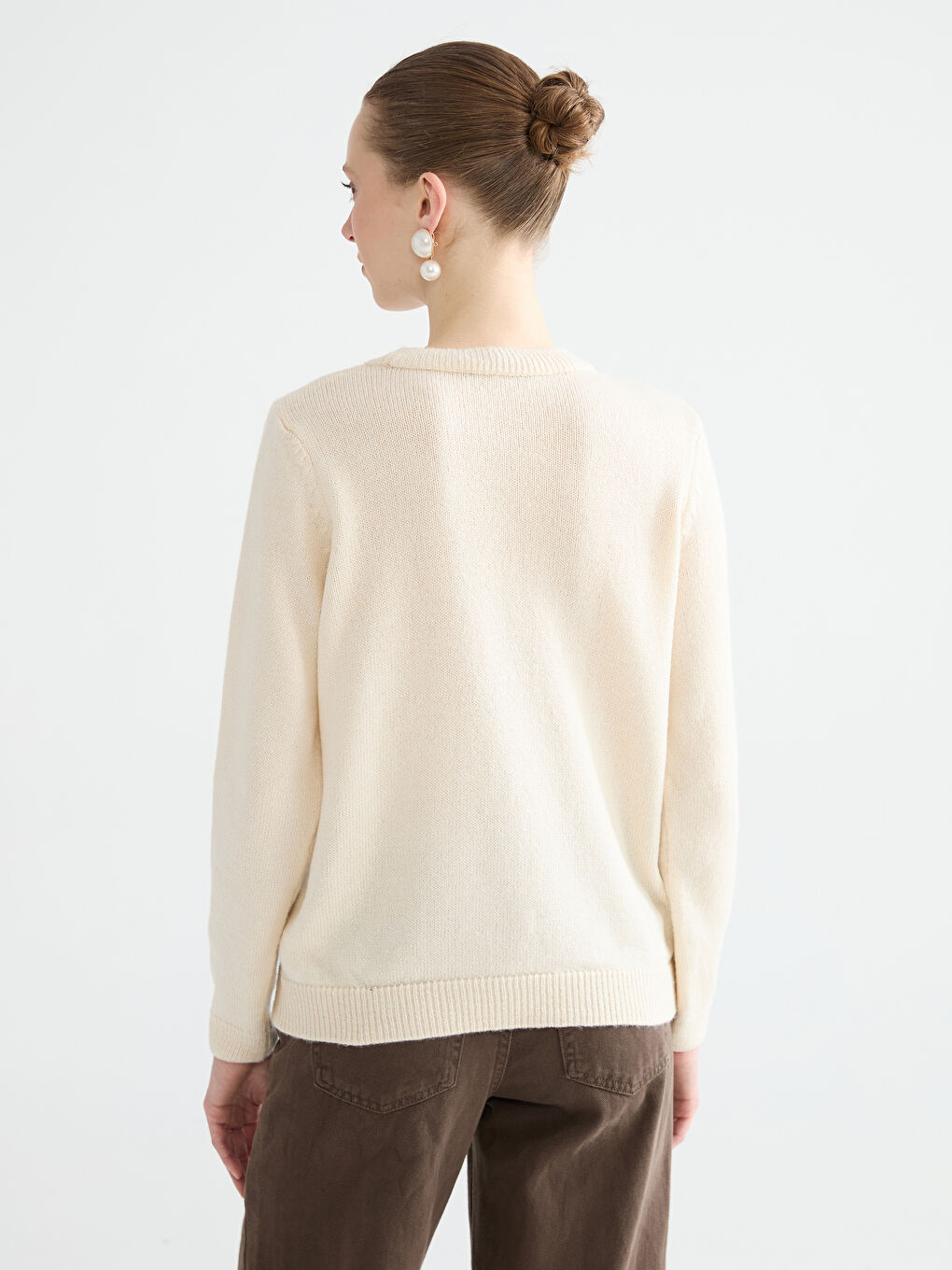 Bej Bisiklet Yaka İnci İşlemeli Kadın Triko Kazak-3