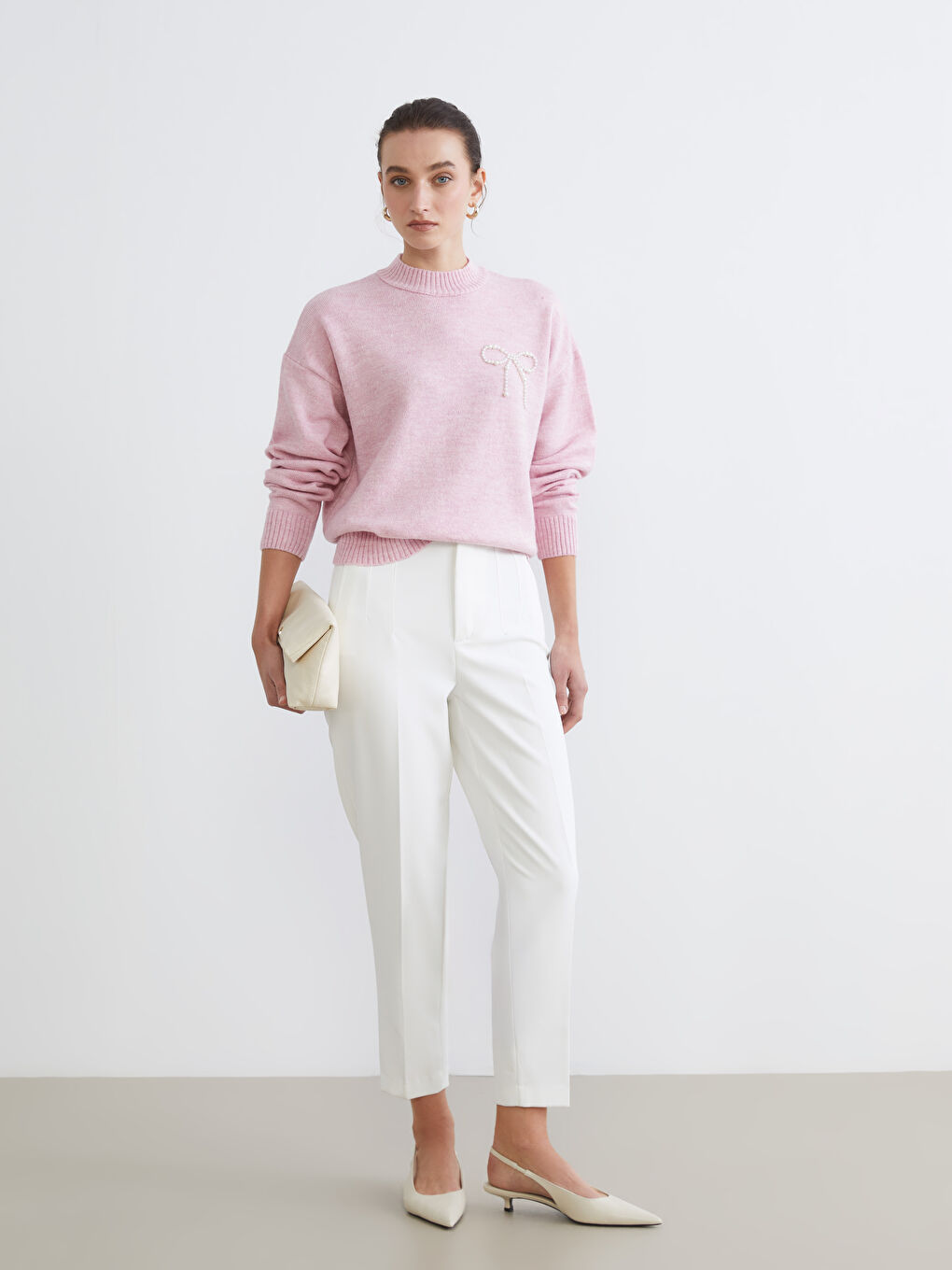 Crew Neck Beaded Embellished Women's Knitwear Sweater-1