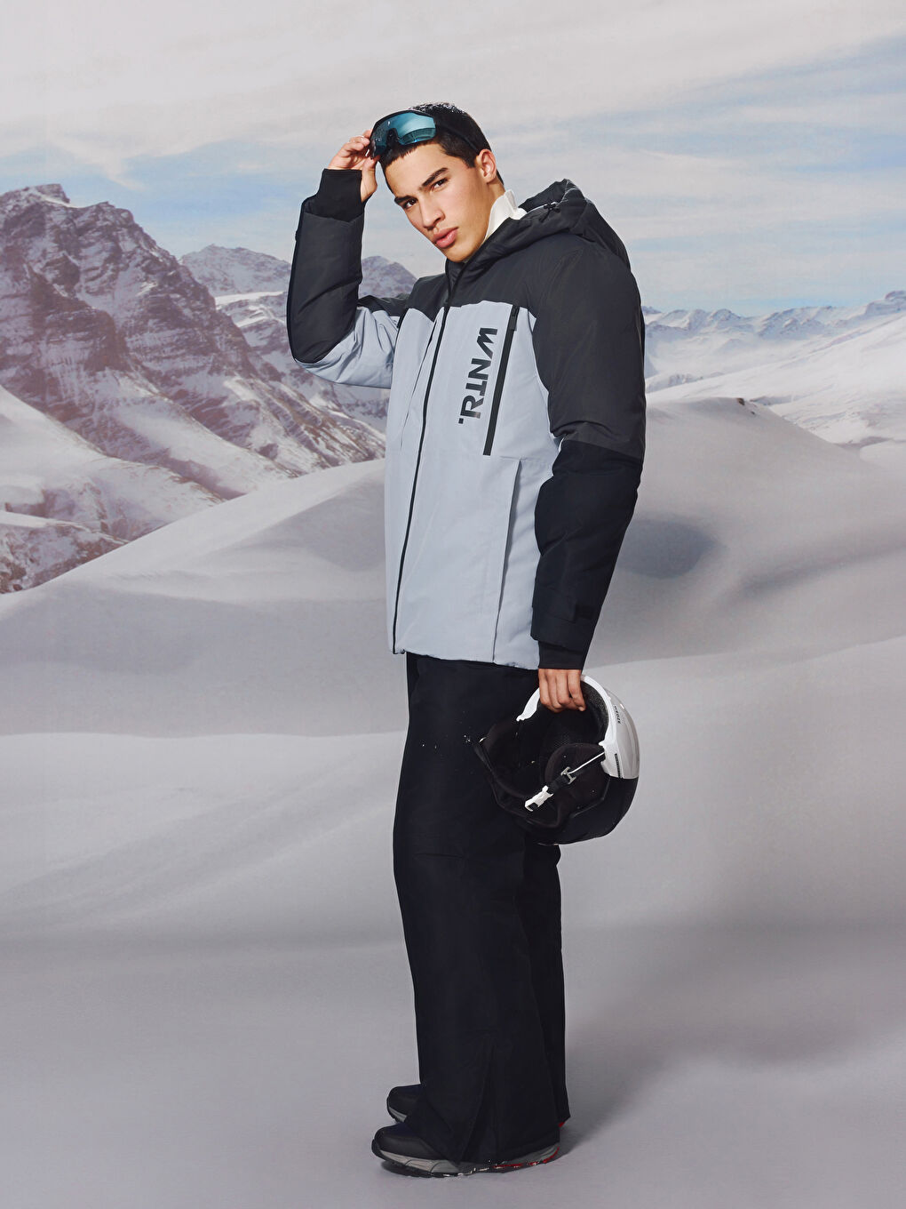 Gri Standart Kalıp Kapüşonlu Erkek Kayak Montu-8