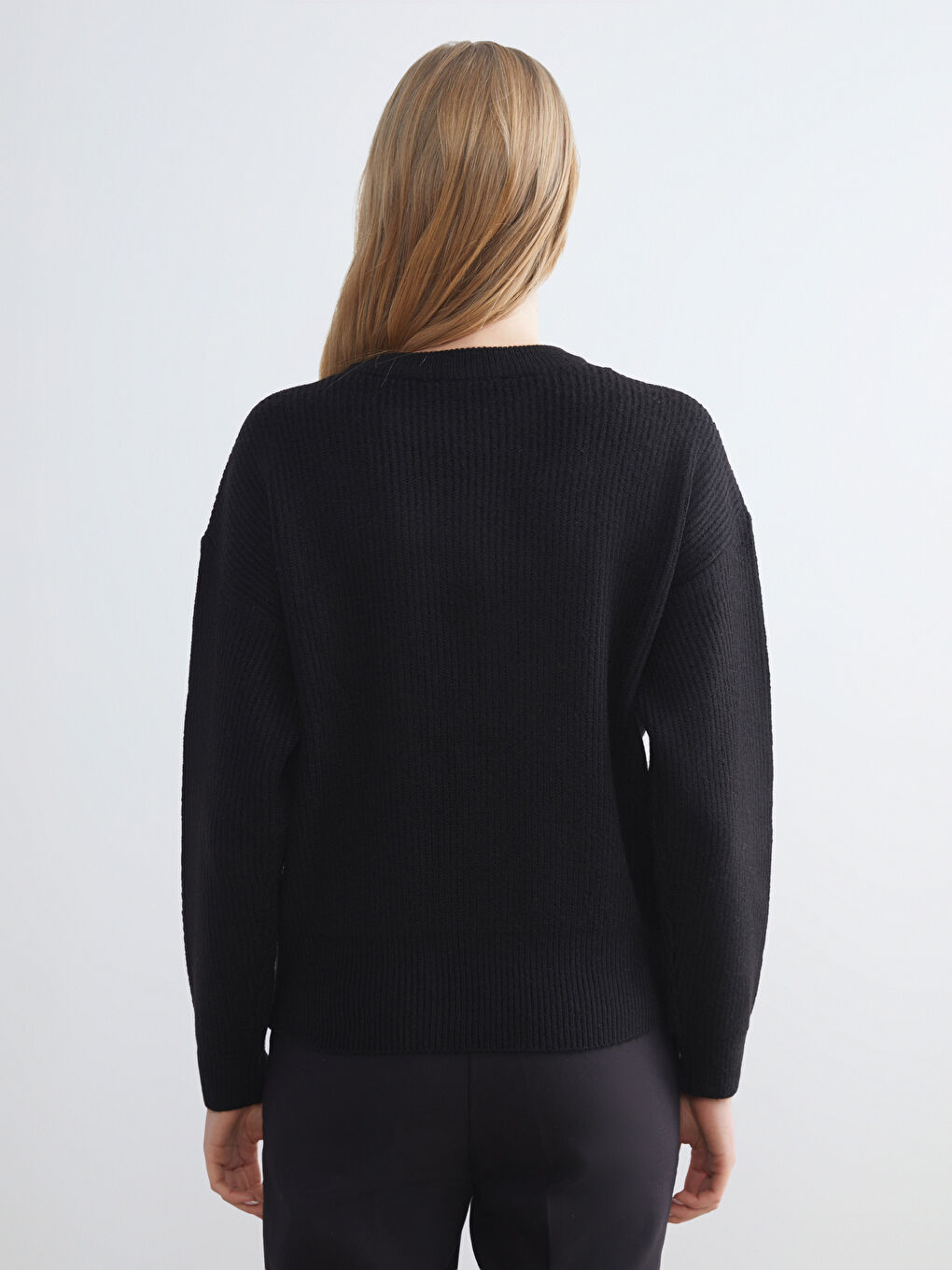 Crew Neck Rhinestone Embellished Women's Knit Sweater-3