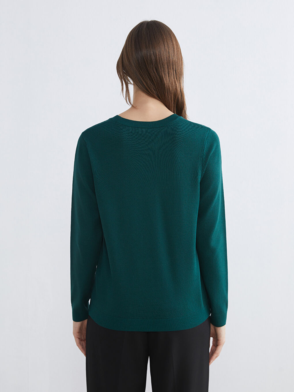 Džemper od trikotaže sa okruglim izrezom ukrašen cirkonima za žene-3