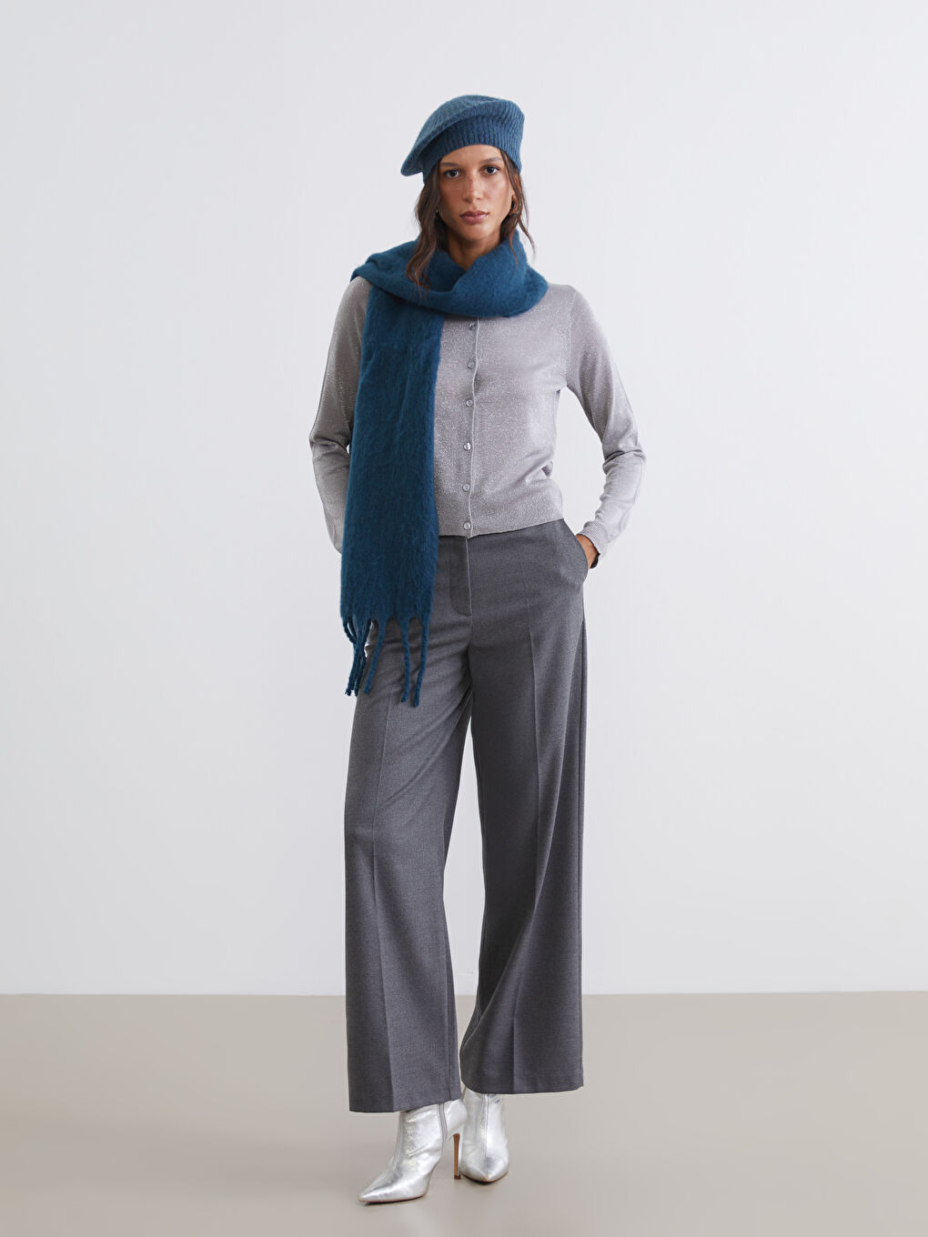 Tasseled Women's Scarf-1