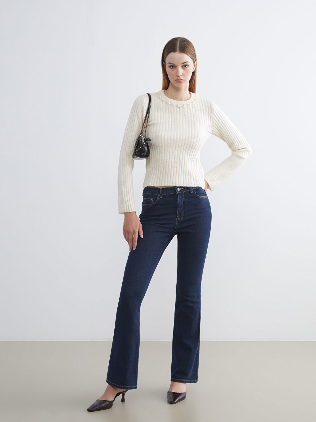 LCW Vision Crew Neck Beaded Embellished Women's Knitwear Sweater -W5FL63Z8-FDU