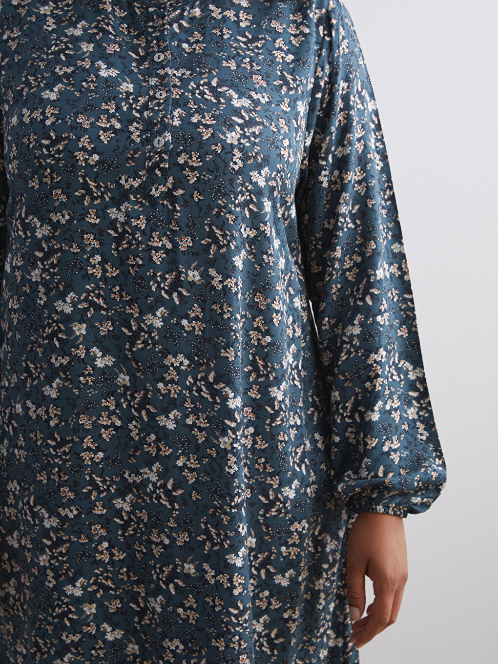 Plus Size Crew Neck Floral A-Line Dress-8