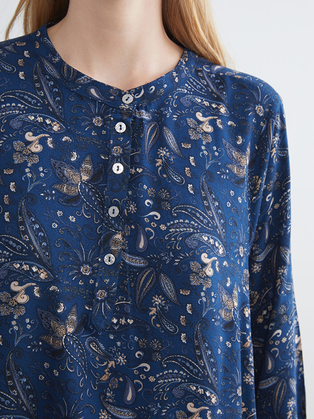 LCW Grace Crew Neck Floral Dress -W5FL84Z8-LQQ
