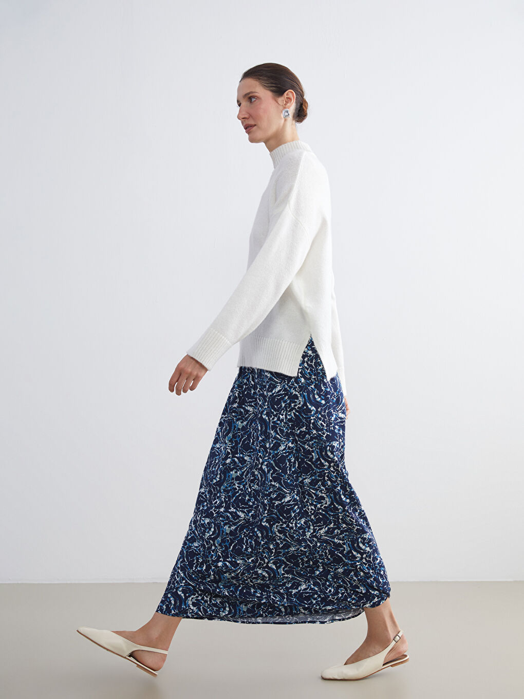 LCW Grace Elasticated Waist Patterned A-Line Skirt -W5FL88Z8-LSJ